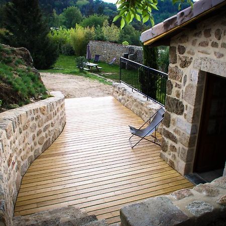 Le Petit Rias Gîte Soleil Saint Maurice en Chalencon Exterior foto